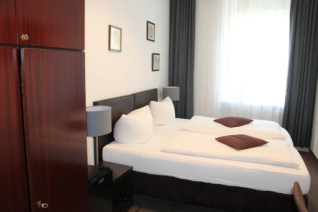 Hotel Novalis Berlin 3*,